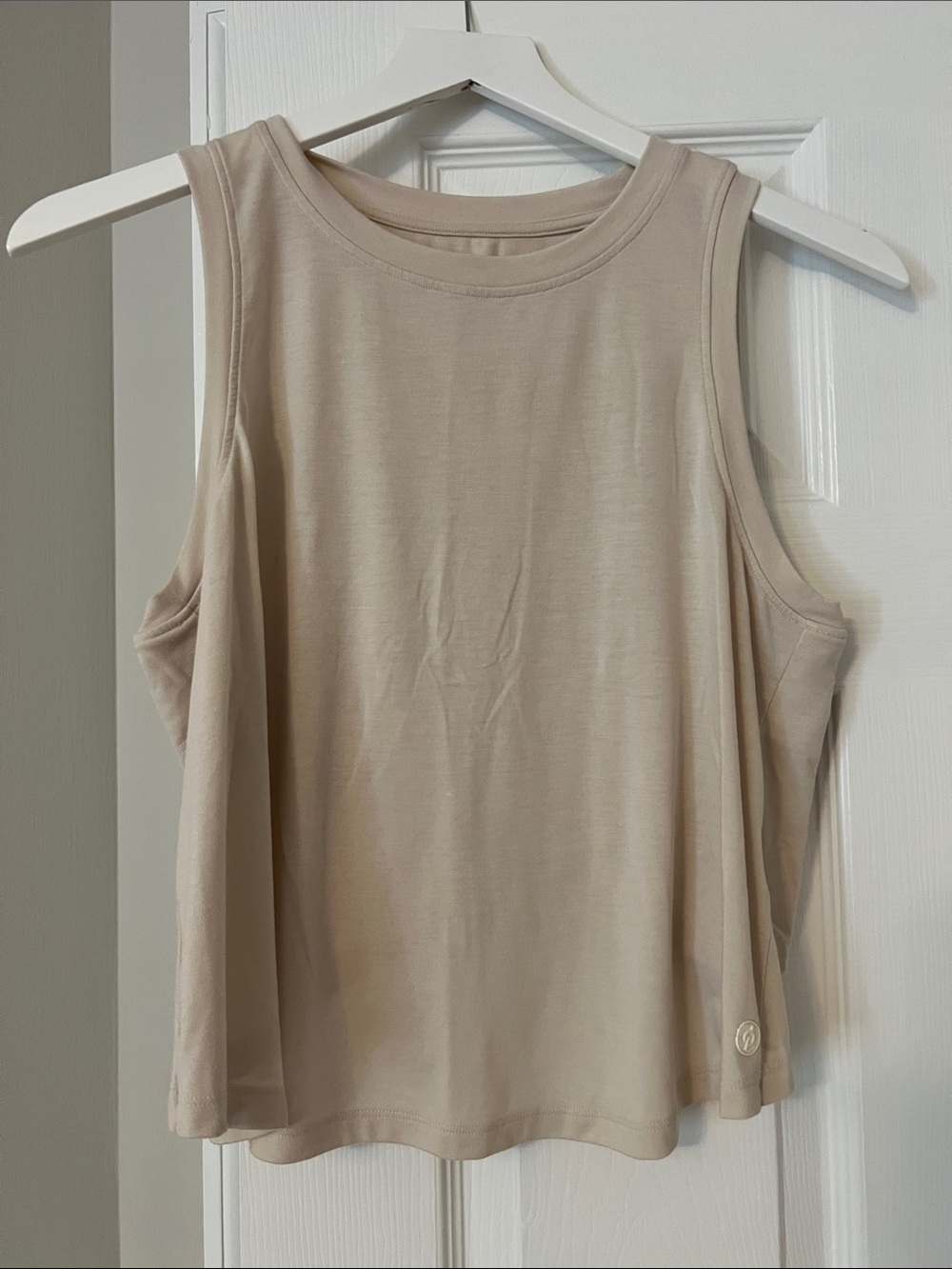Peloton Beige Scoop Neck Tank Top